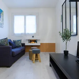 https://marseille-entre-mer-calanques-et-palais-du-pharo.fr-provencehotel.com