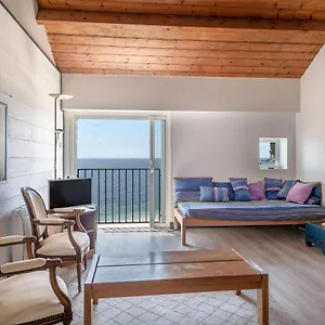 https://vue-mer-vacances-en-famille-a-cinq-a-arzon.inbrittany.com