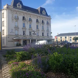 Hotel Logis Des Bourbons, Montluçon